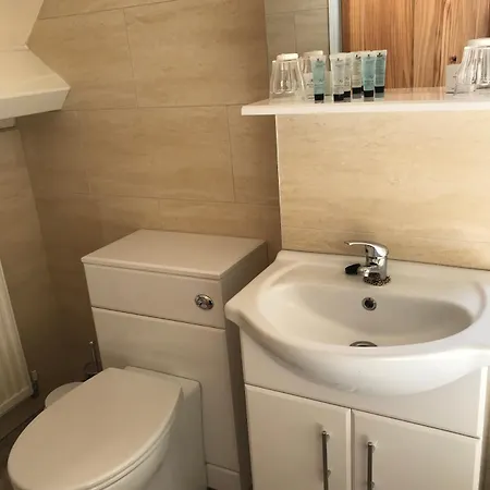 Grosvenor Robin Hood's Bay