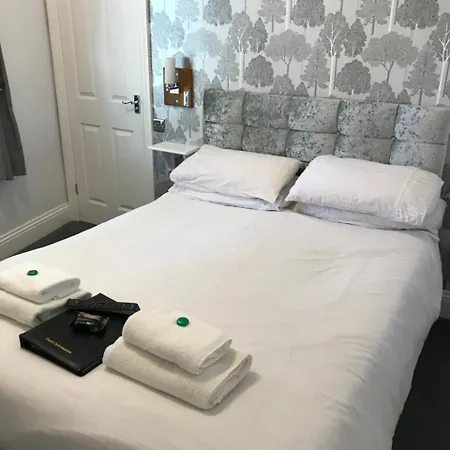 Grosvenor 3*
