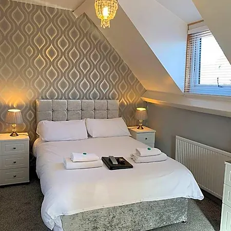 Grosvenor 3*