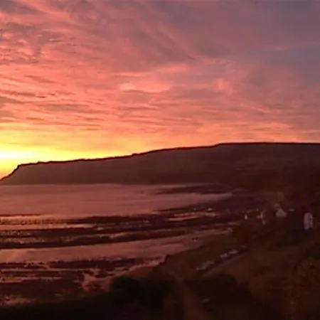 Grosvenor Robin Hood's Bay